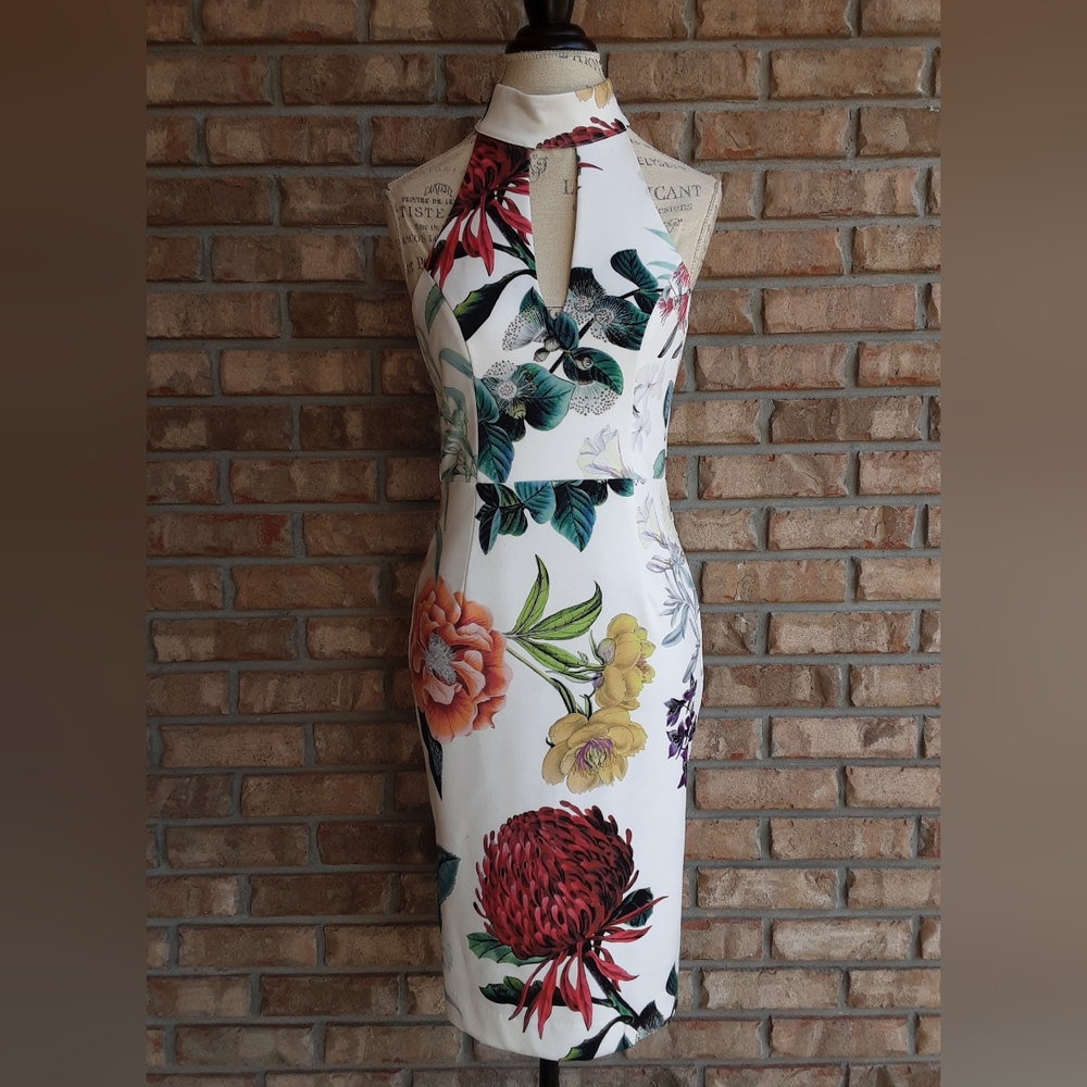 Shilla The Label Australian Floral Print Dress Size Small.